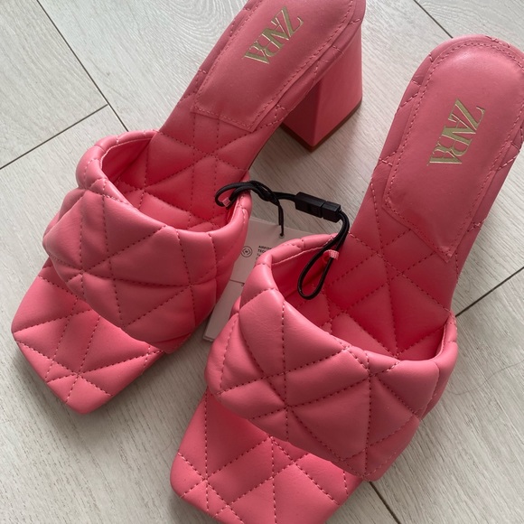 Pink Chunky Heels - Picture 2 of 4